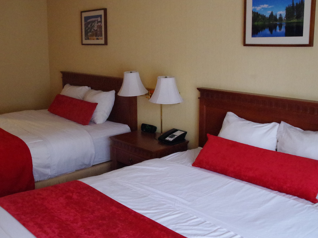 Sun Peaks Lodge主图