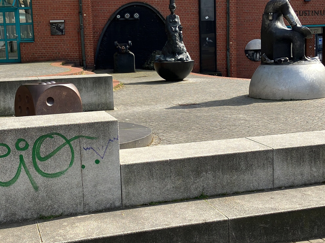 Skulptur des Bildhauers Jürgen Goertz景点图片