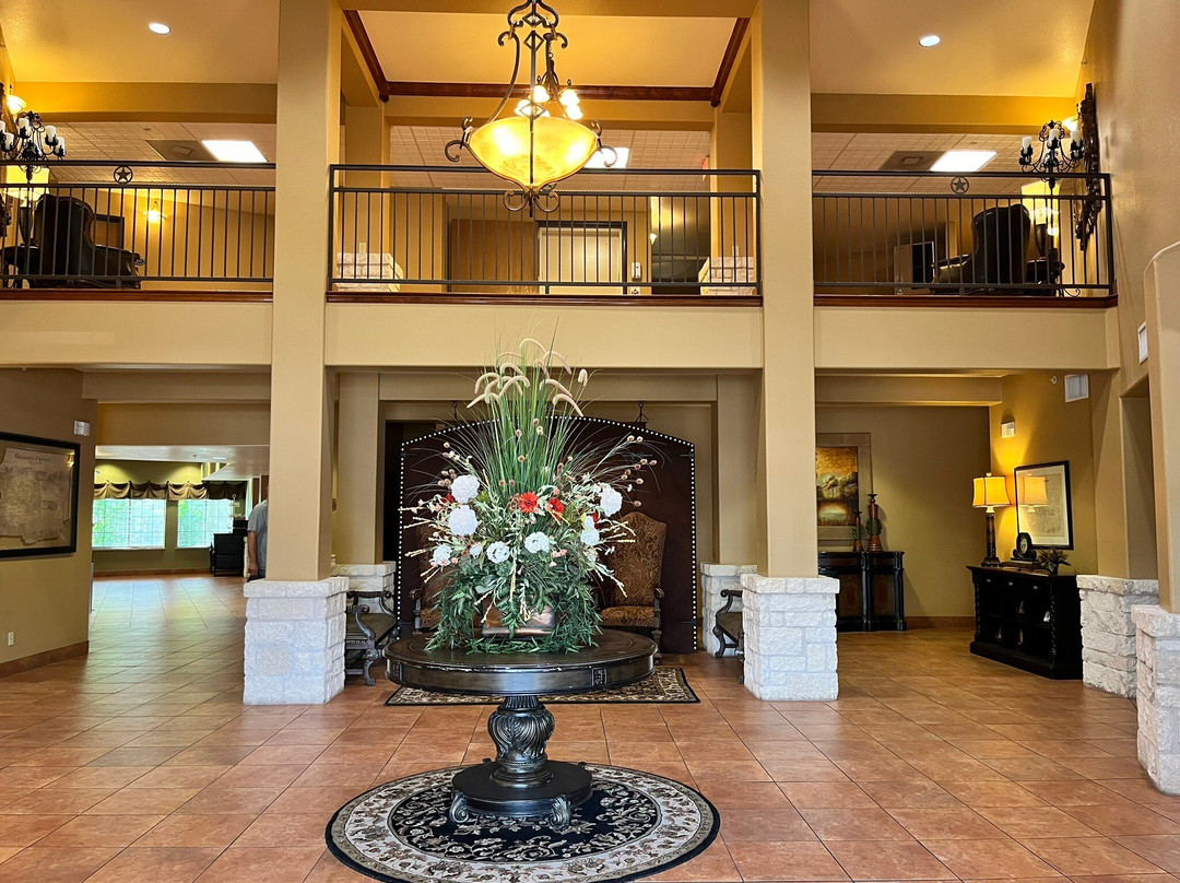 拜伦斯河酒店主图