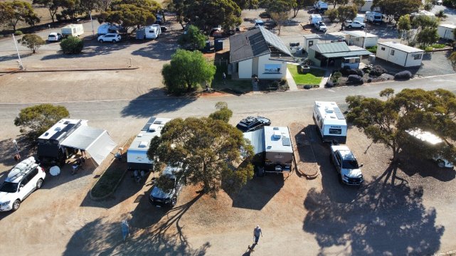 Peterborough Caravan Park-官方