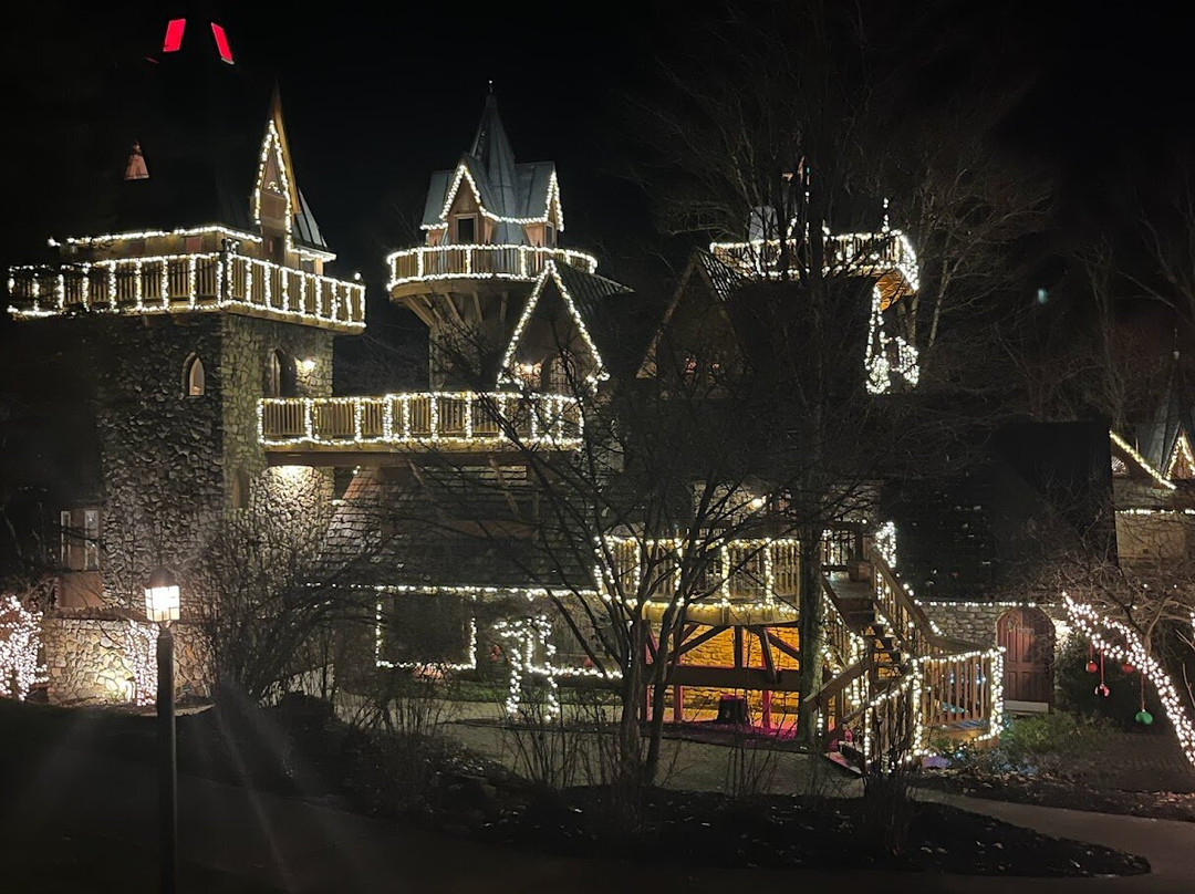 Landoll's Mohican Castle主图