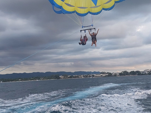 Travellers Beach Resort主图