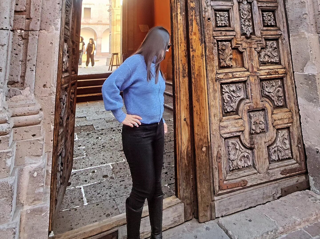 Palacio Clavijero y Biblioteca Universitaria-米却肯必去景点