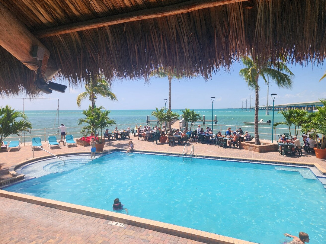 Silver Sands Beach Resort主图