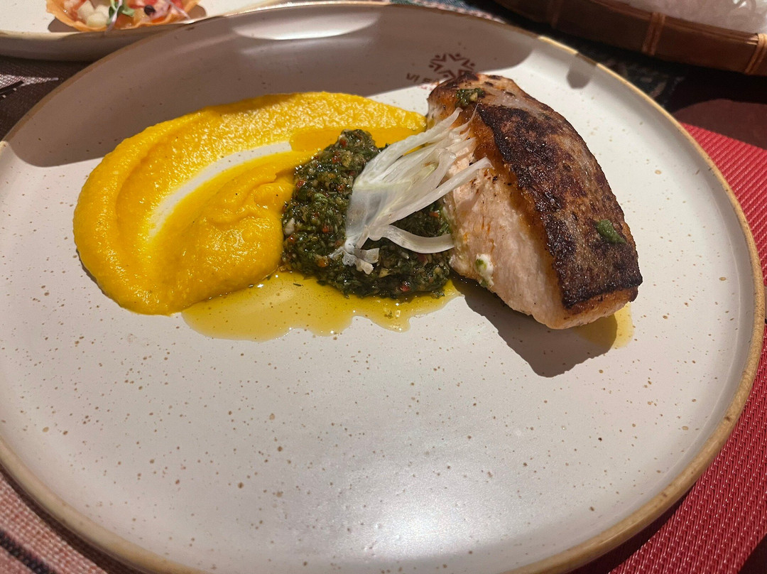 Vị Sài Gòn Restaurant & Café