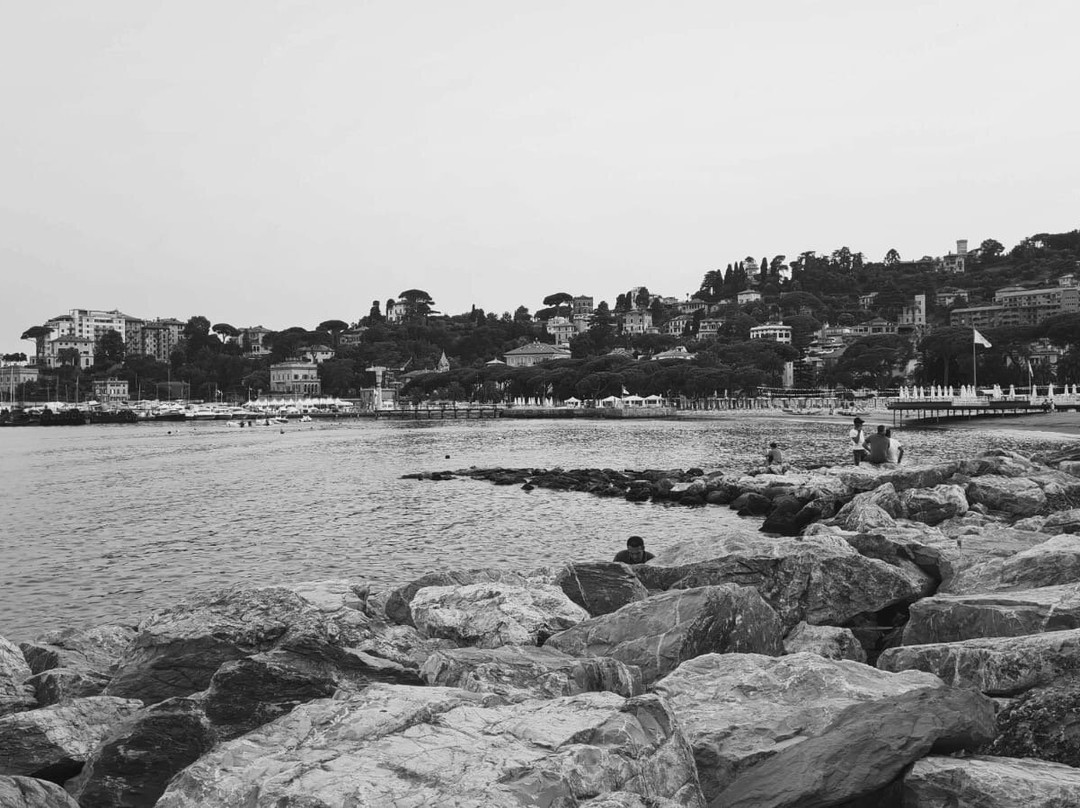 欧洲设计1877温泉酒店主图