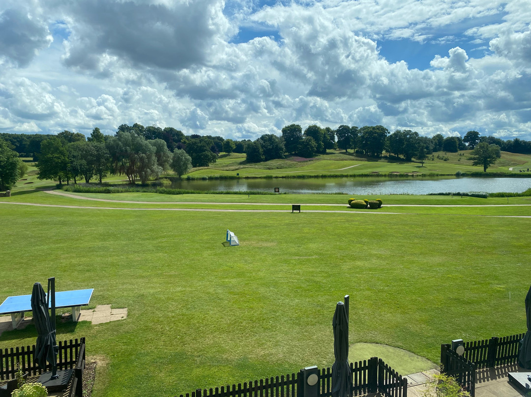 The Warwickshire主图