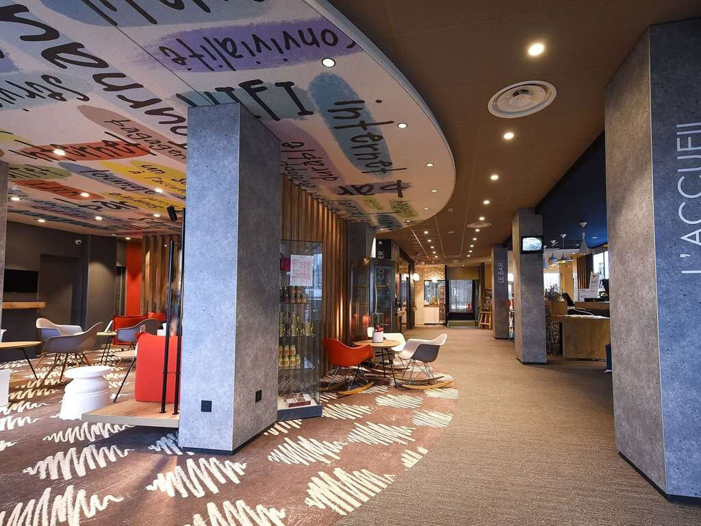 宜必思第戎 gare 酒店主图