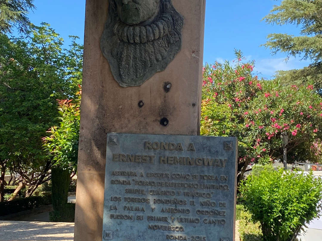 Ernest Hemingway Ronda Sculpture-隆达必去景点