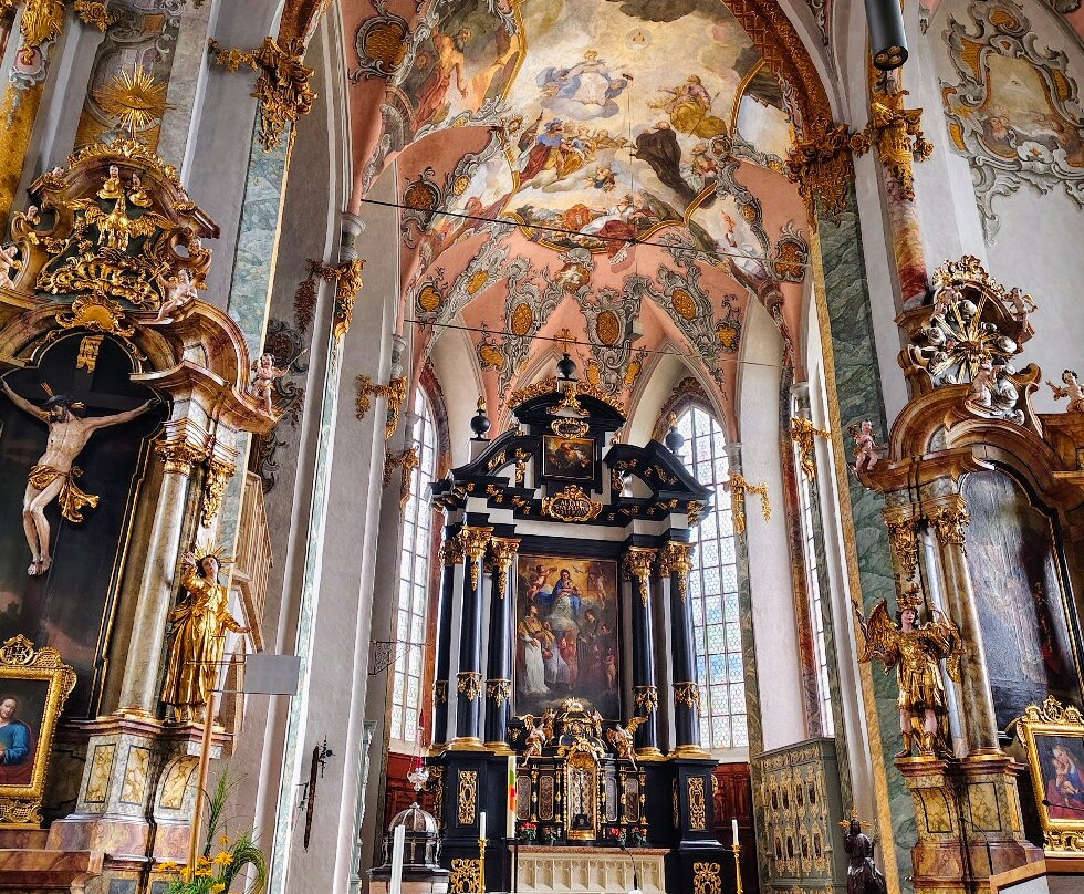 Pfarrkirche St. Nikolaus-哈尔堤侯必去景点