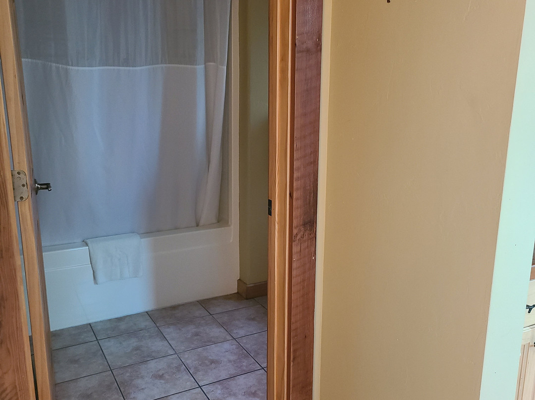 The Islander Inn主图