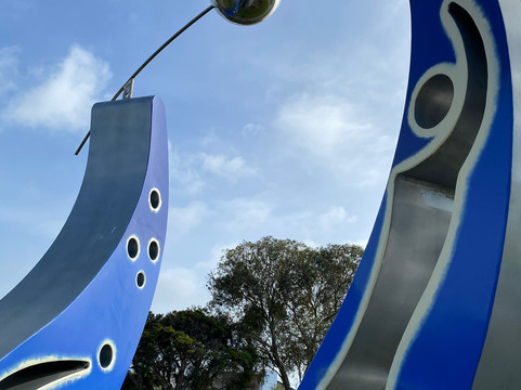 Southern Cross And Nerran Sculpture-Yarram必去景点