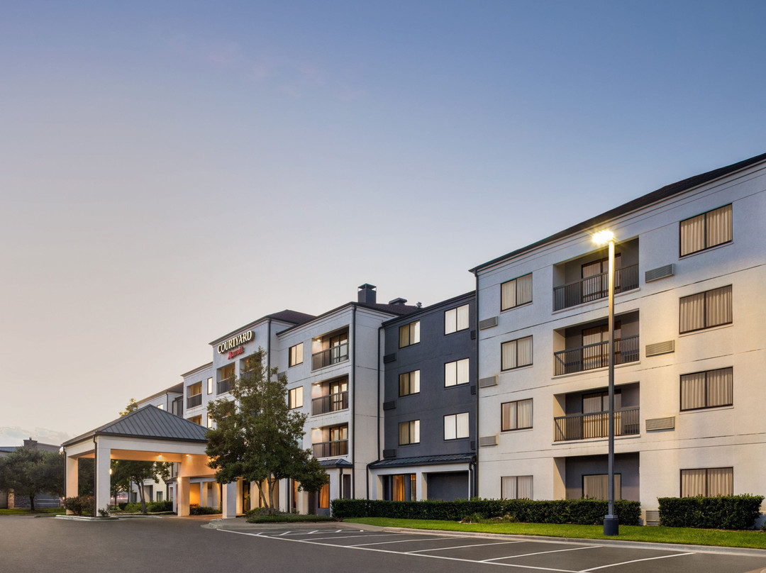 Courtyard by Marriott Houston Sugar Land/Stafford