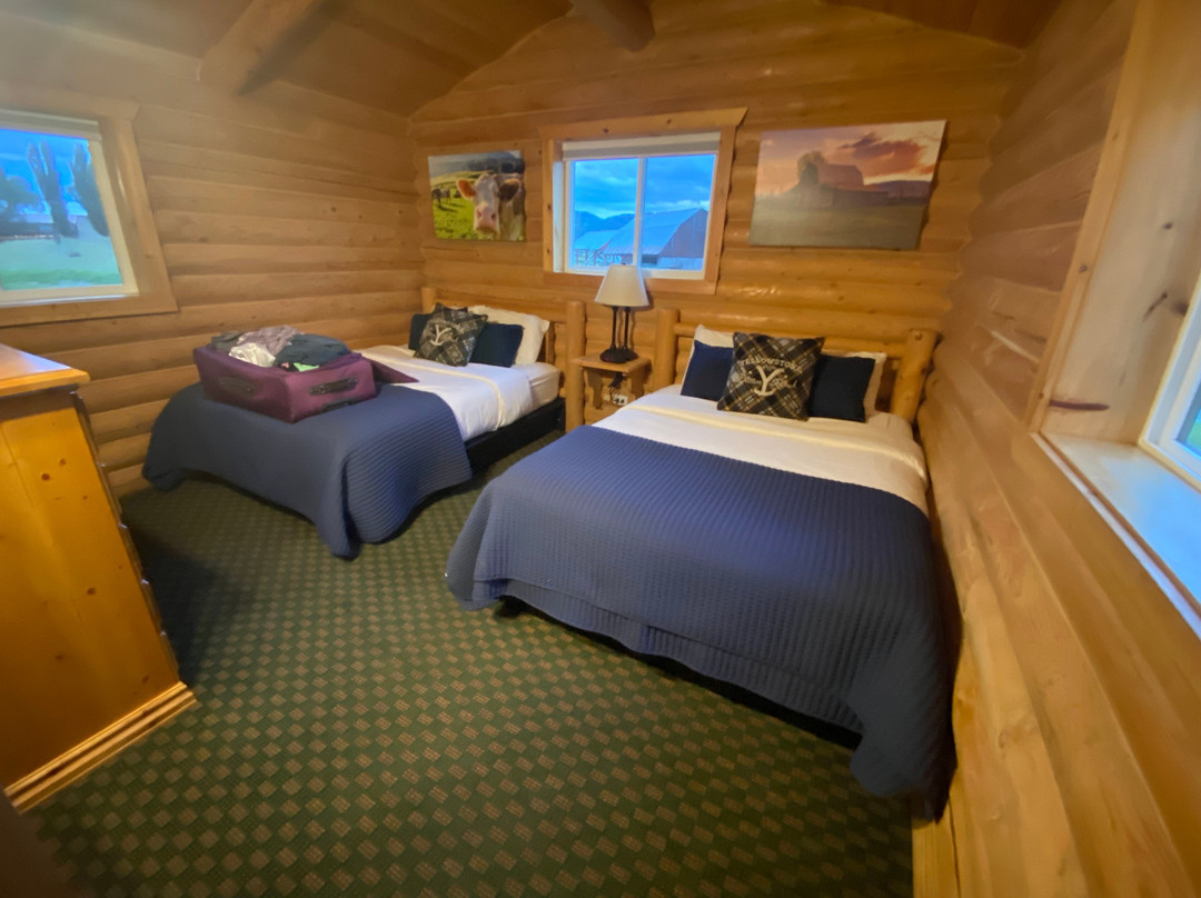 溪边小屋旅馆主图