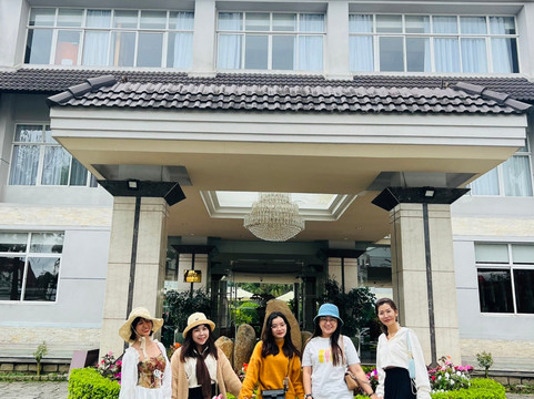 大叻曼青酒店主图