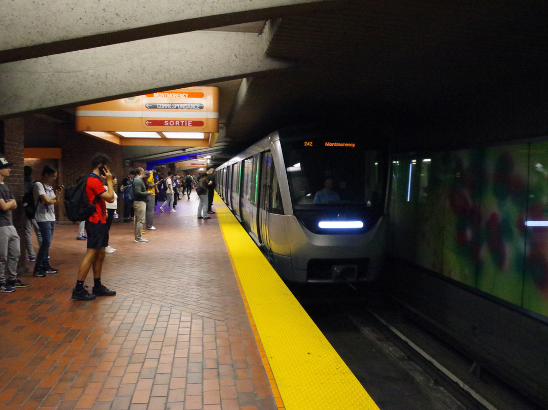 Montreal Metro-蒙特利尔必去景点
