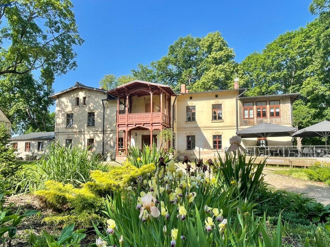 Lielborne Manor Hotel&Recreation Complex