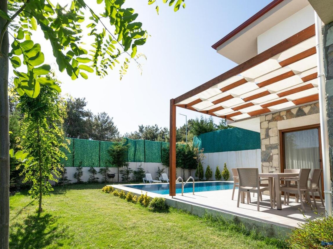 Vintage Villas