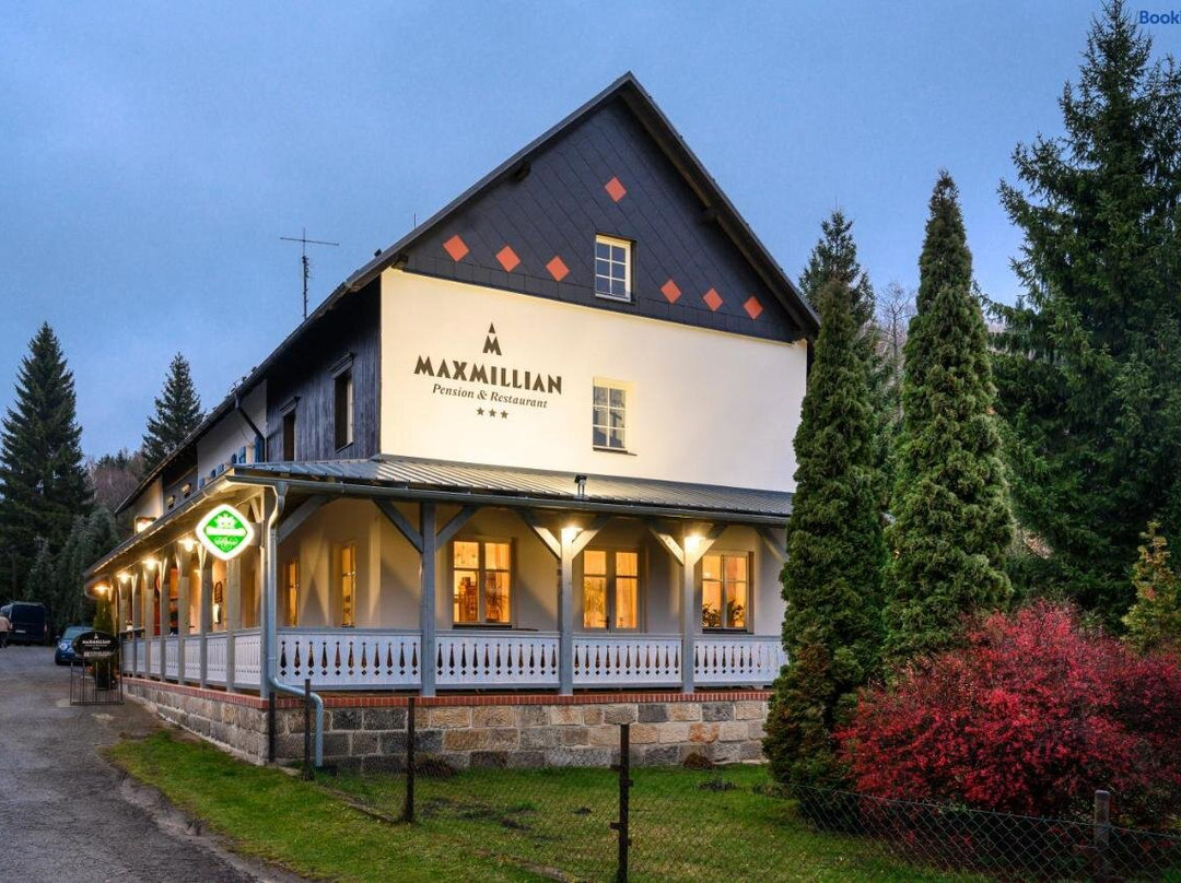 Cvikov酒店住宿-Maxmillian Pension & Restaurant