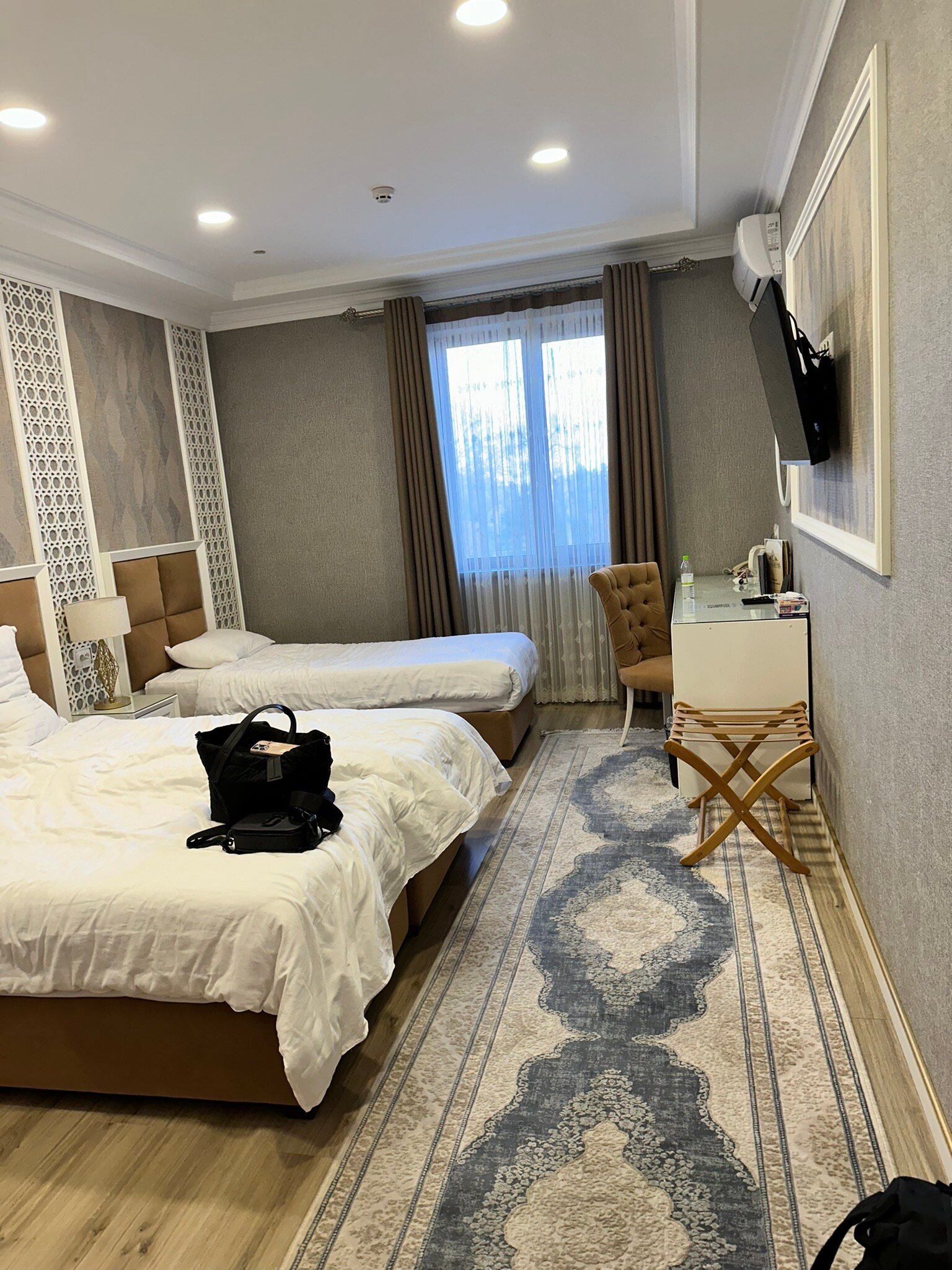 The Royal Hotel-官方