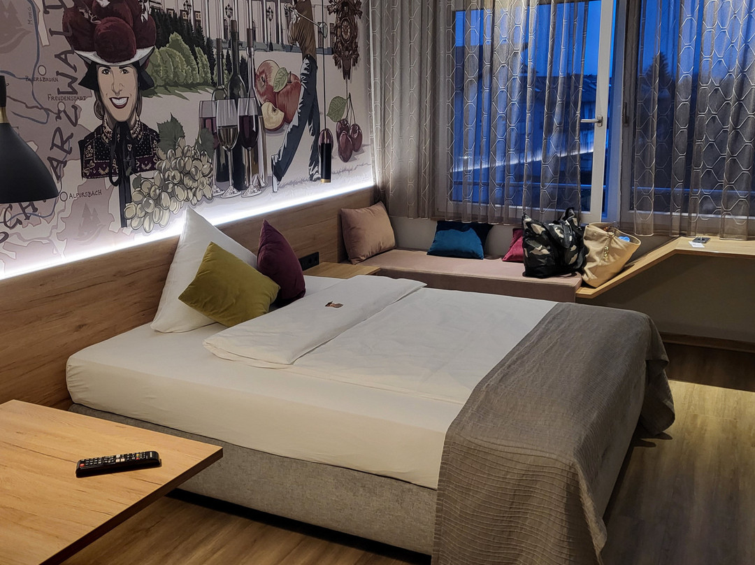 ADORO Aparthotel主图