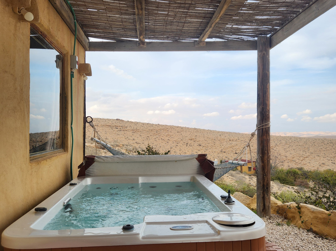 卡梅阿沃达特农场酒店主图