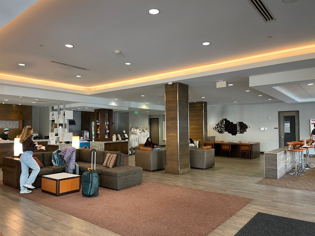Hyatt House Denver/Lakewood at Belmar主图