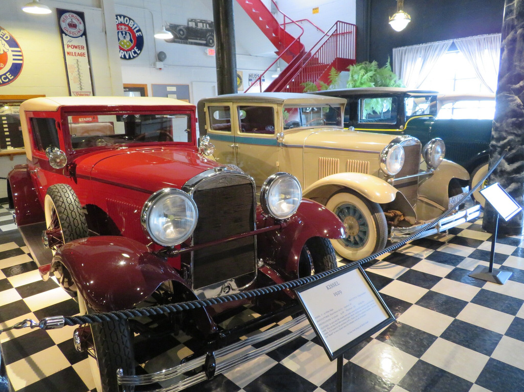 Wisconsin Auto Museum-Hartford必去景点