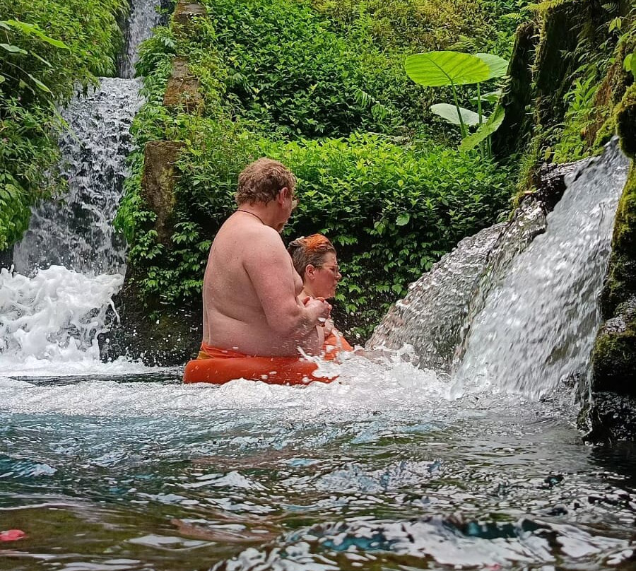 Balinese Melukat Water Purification Ceremony景点图片