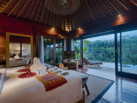 乌布黑派尼别墅酒店主图