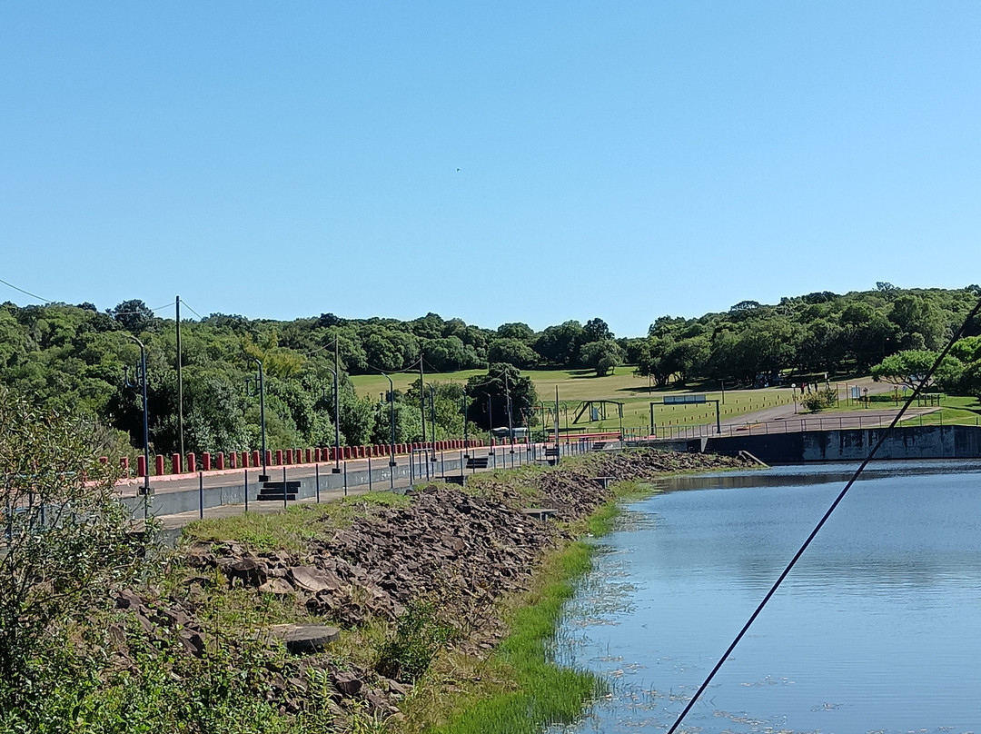 Parque Gran Bretana-Rivera必去景点