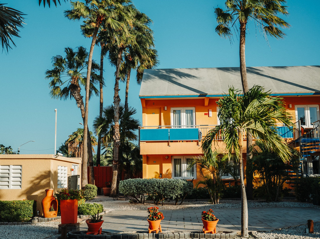 MVC鹰湾酒店主图