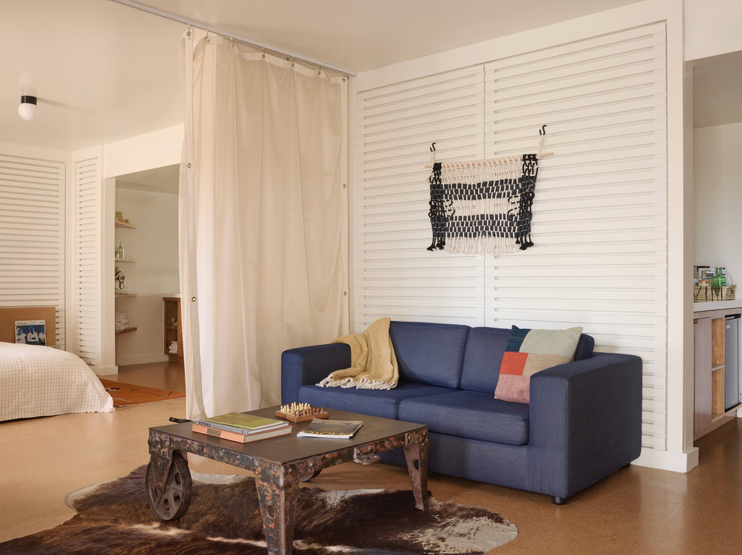 王牌酒店及游泳俱乐部主图