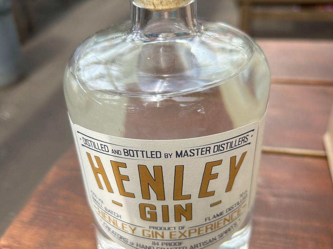 The Henley Distillery Gin Experience景点图片