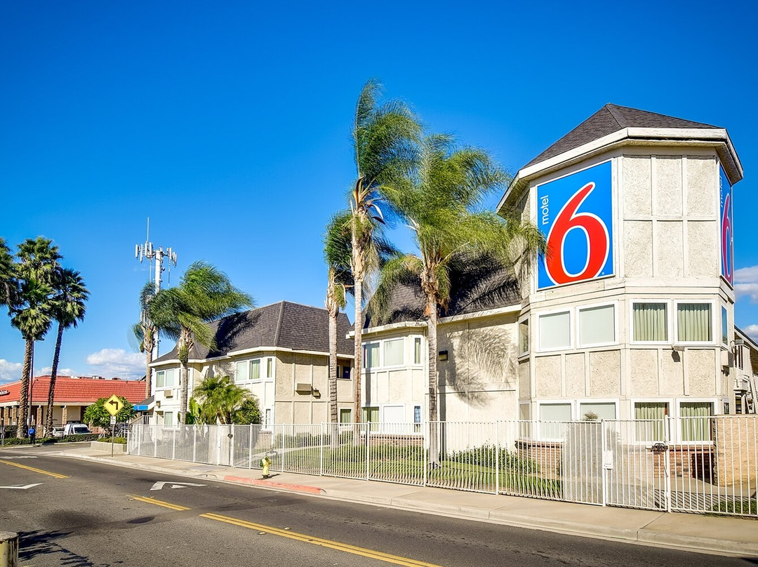 Motel 6 Riverside South