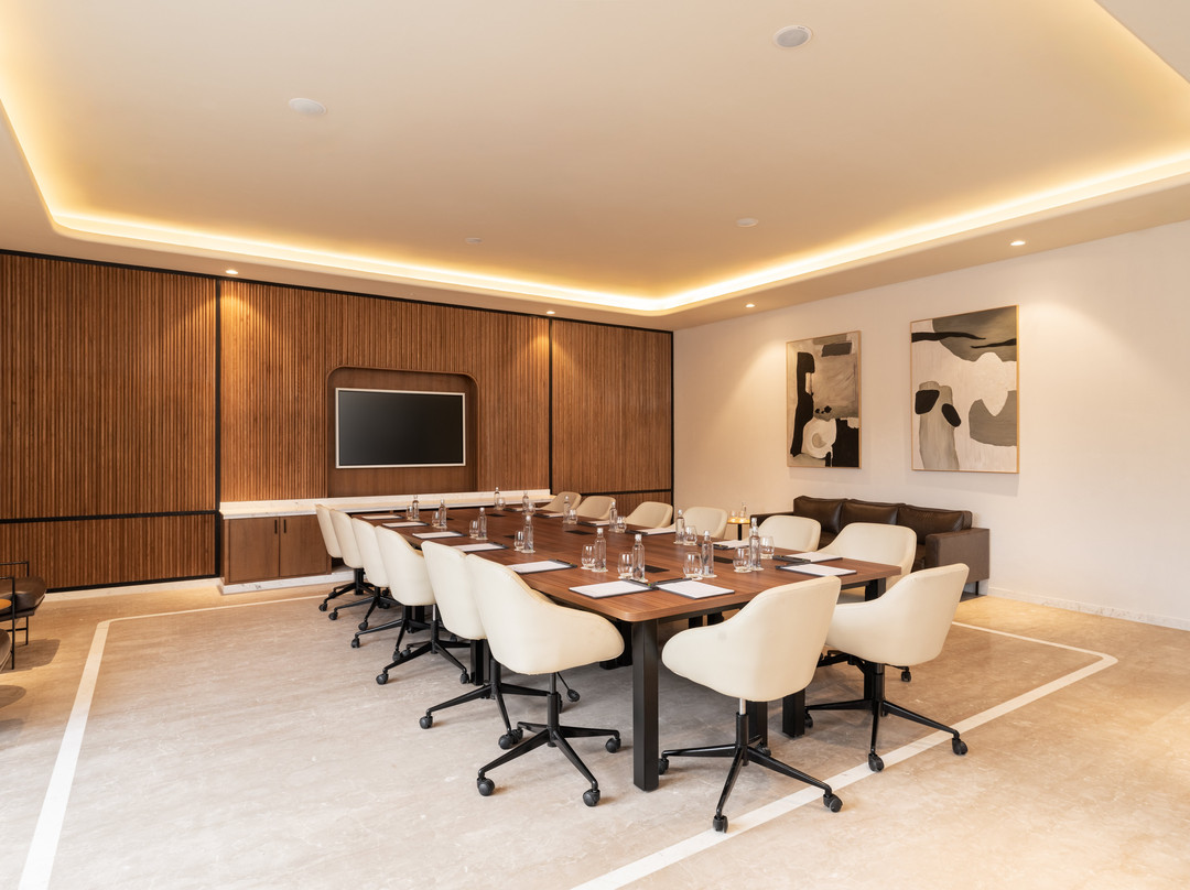 Holiday Inn Gurgaon NH8, By IHG