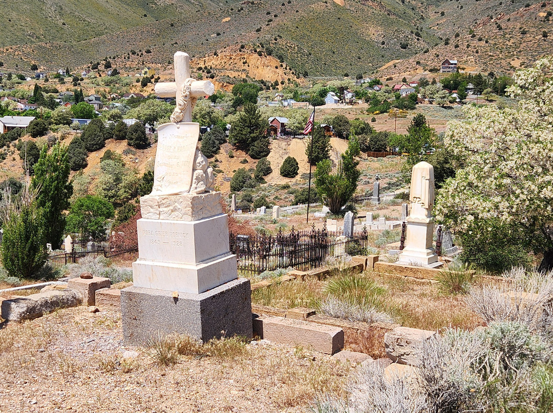 Silver Terrace Cemetery-弗吉尼亚市必去景点