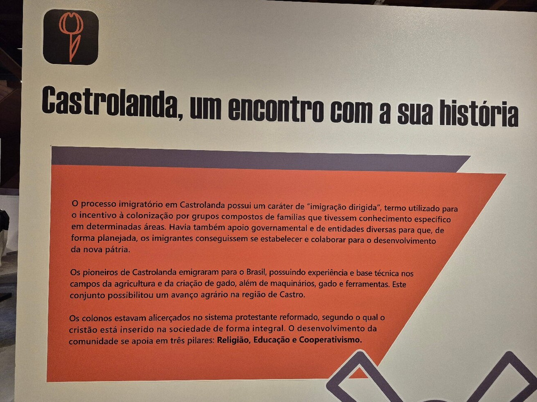 Castrolanda Cultural Center-Castro必去景点