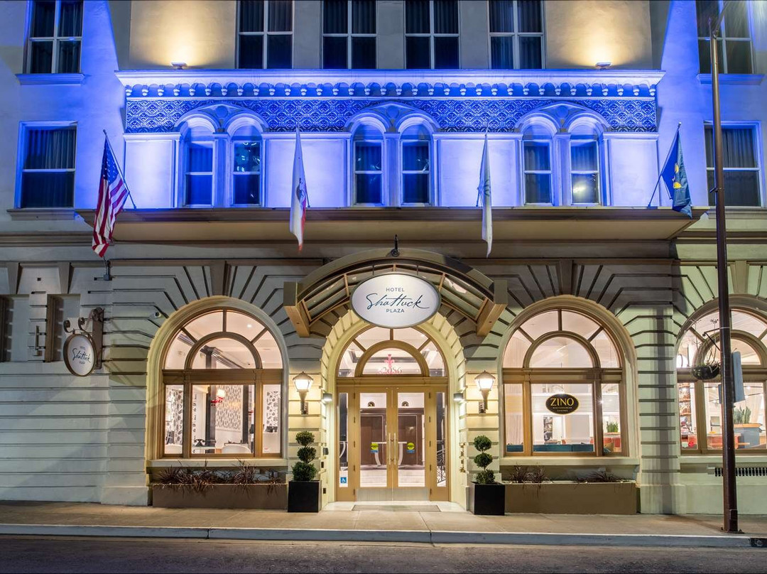 沙特克广场酒店