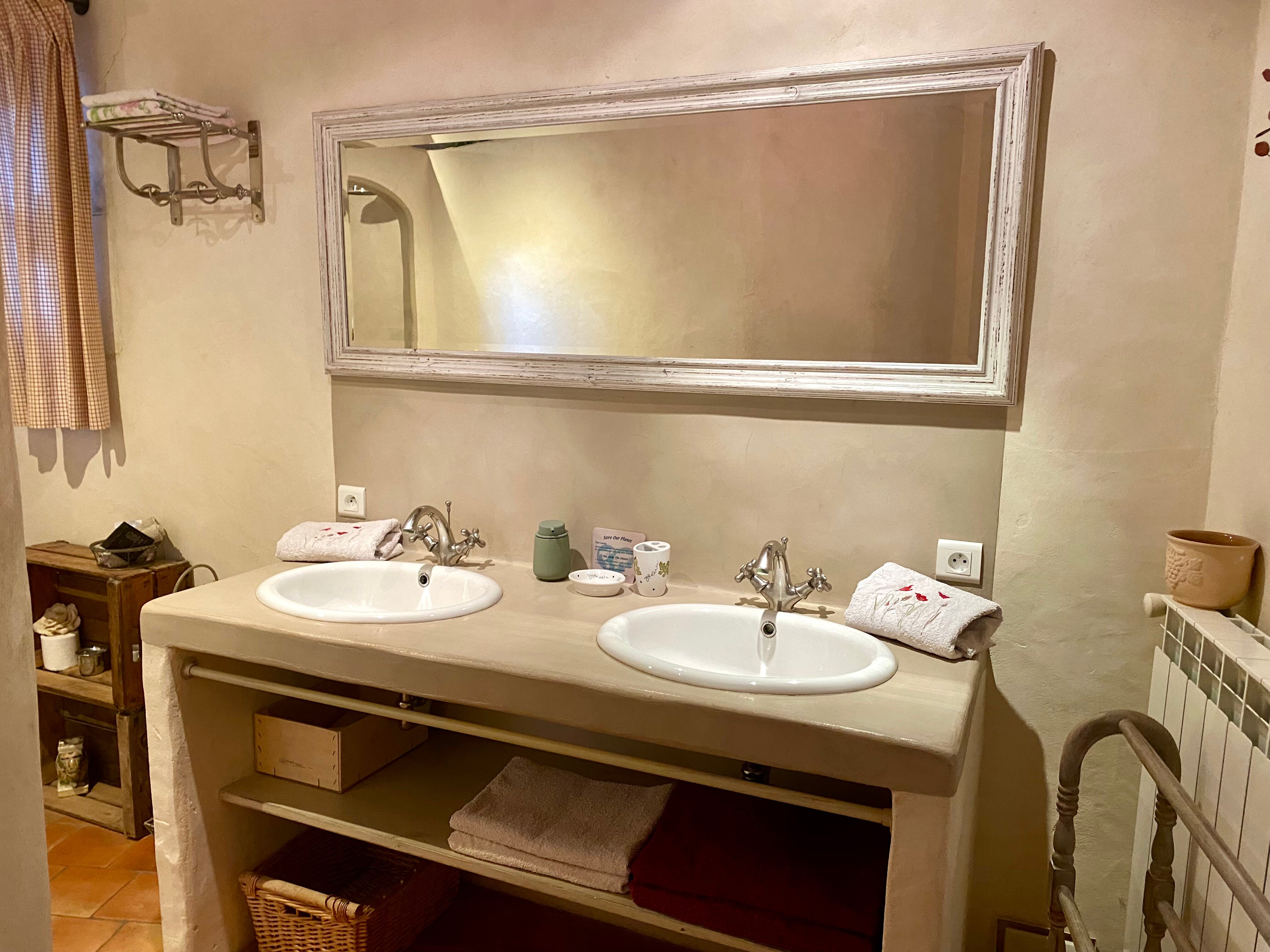 Mas de la Gravière-浴室