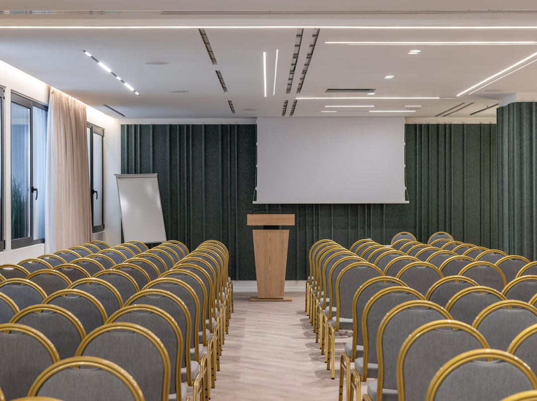 Hilton Garden Inn Athens Syggrou Avenue主图