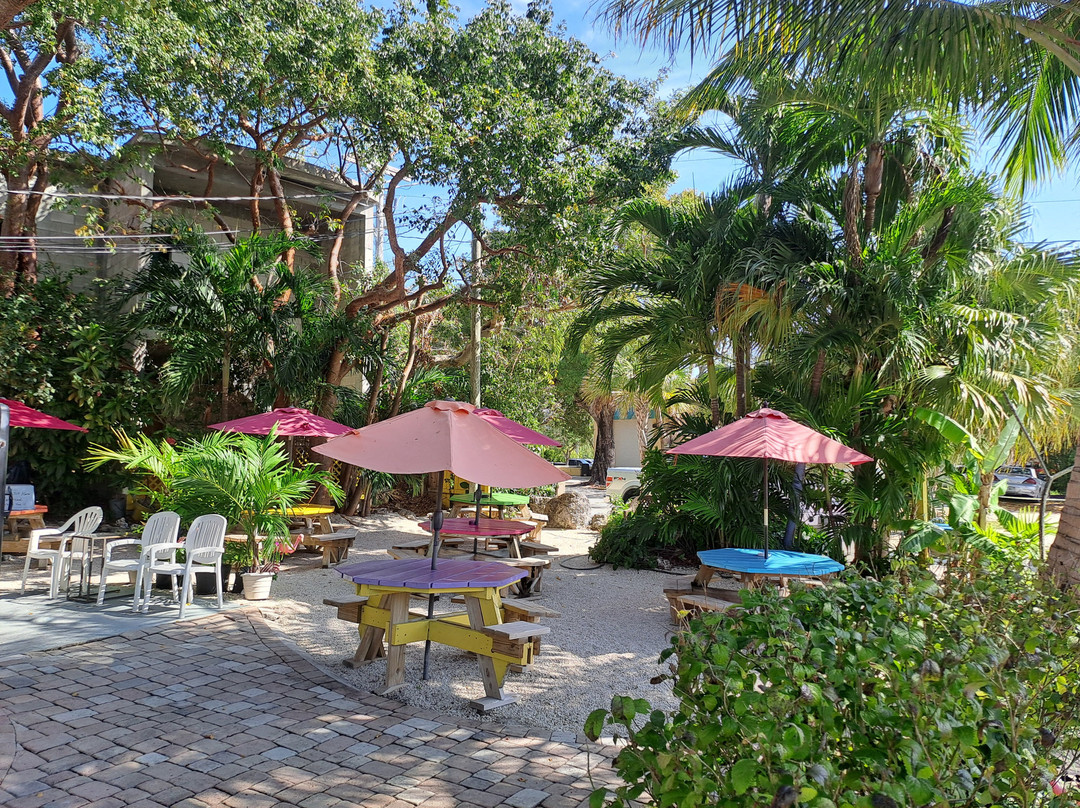 Rain Barrel Village-伊斯拉摩拉达必去景点