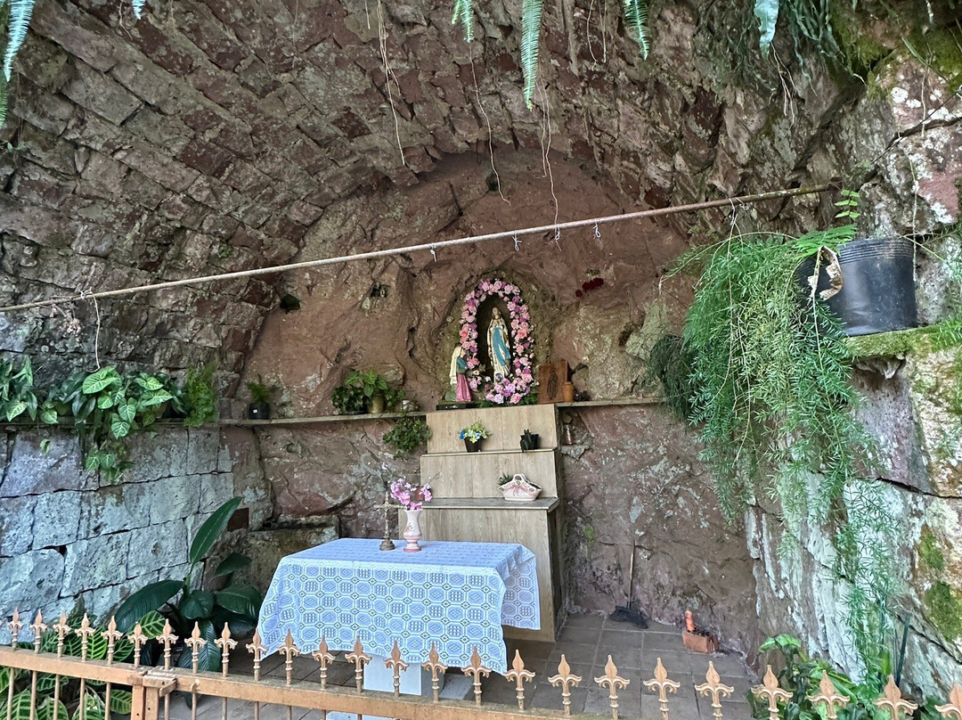 Gruta Nossa Senhora de Lourdes-Farroupilha必去景点