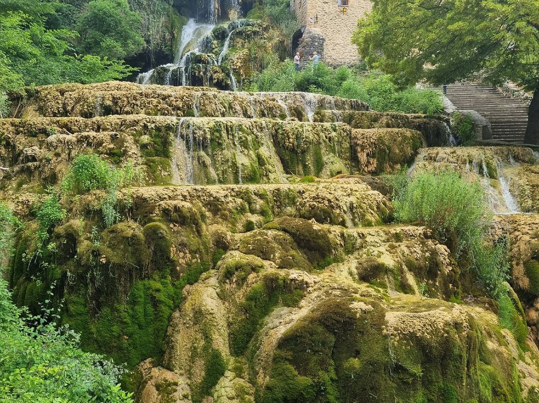 Cascada de Orbaneja-Orbaneja del Castillo必去景点