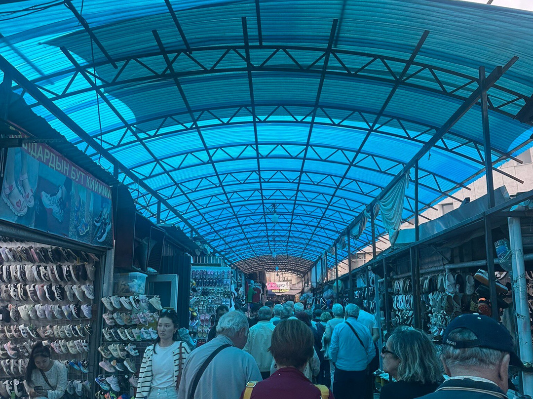 Osh Bazaar-比斯凯克必去景点
