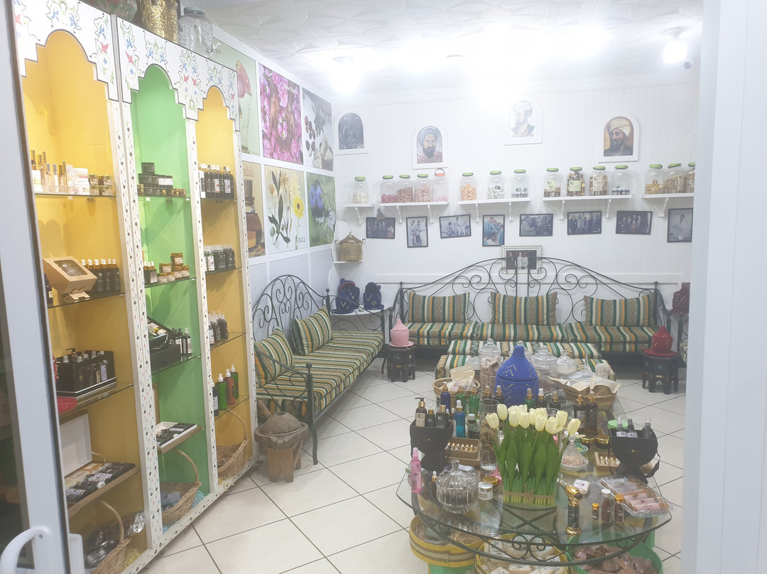 Herbal Medina Center-丹吉尔必去景点