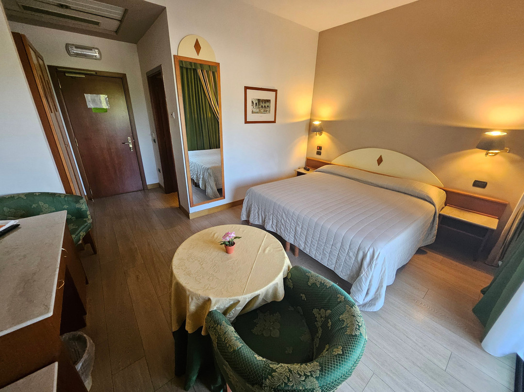 Hotel Le Ville主图