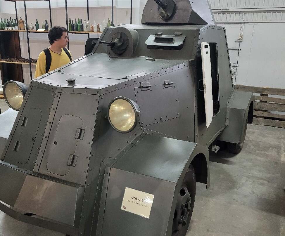 Museo Guerra Civil El Cuetu-Colloto必去景点