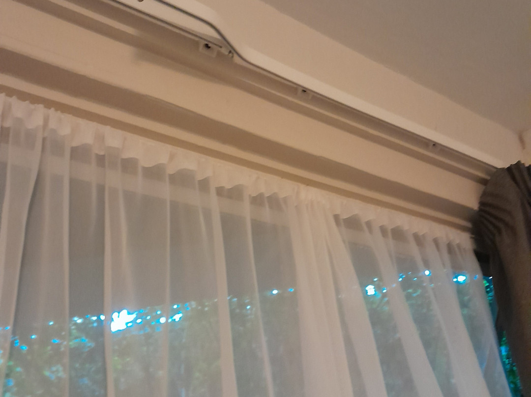 Oaklands Hotel主图