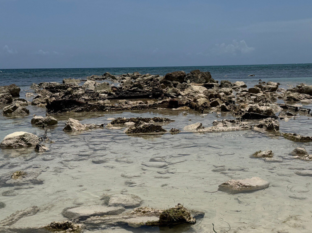 Blue Waters Beach Club-法尔茅斯必去景点